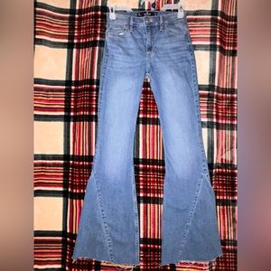 Hollister Jeans (Flared) - 1R